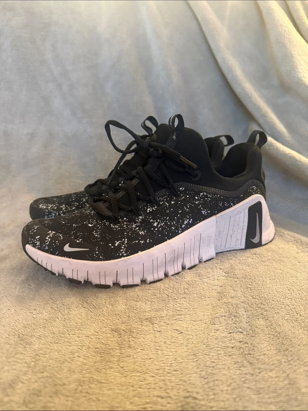 Nike Women’s Metcon Free size 10